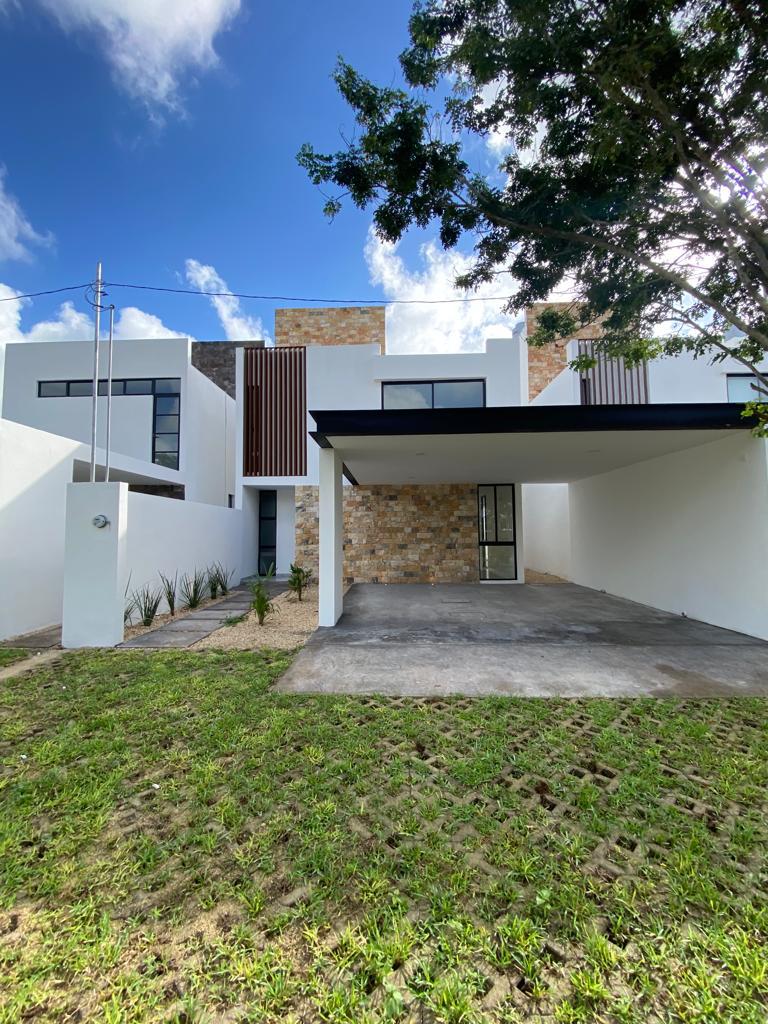 Hermosa casa en venta en Temozon Norte 3 Rec, Mérida, Yucatán - Ibiza