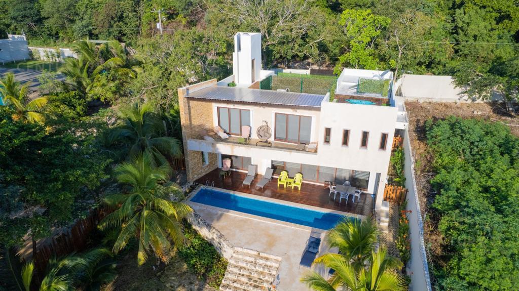 Gran oportunidad de inversion, Casa en venta en Calderitas, Quintana Roo C3758
