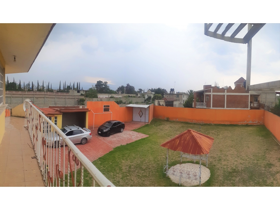 Casa con terreno amplio en Texcoco